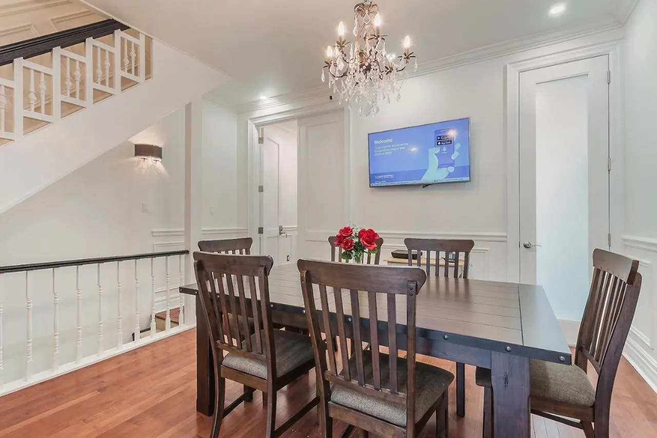 تورونتو E Residential Luxury Rental